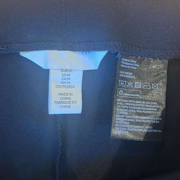 Black high waisted flare pants - Picture 2 of 5